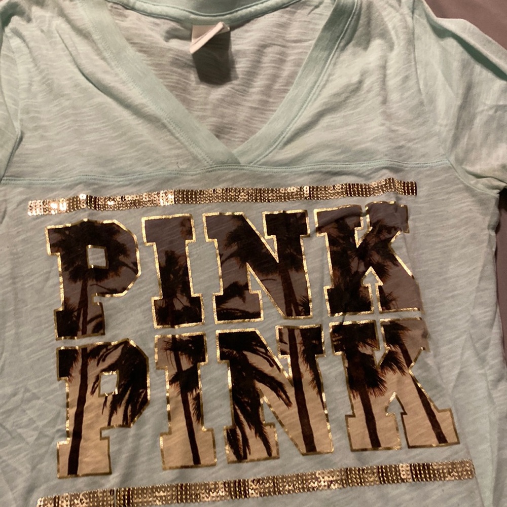 Womens pink shirt size small